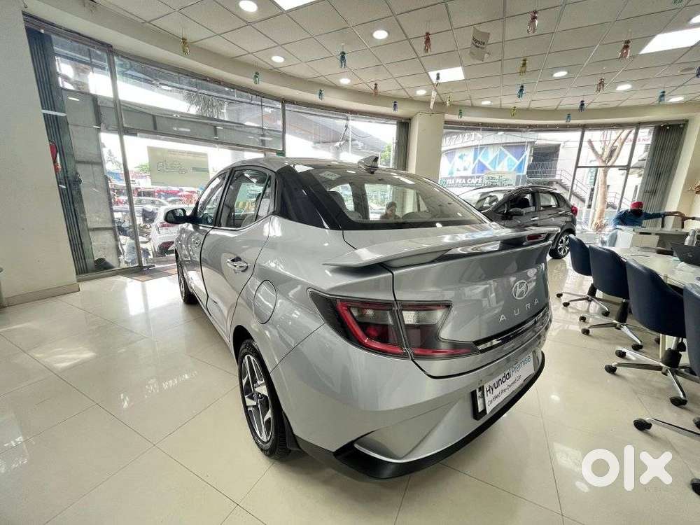 Hyundai Aura 1.2 Sx Cng, 2024, Cng & Hybrids