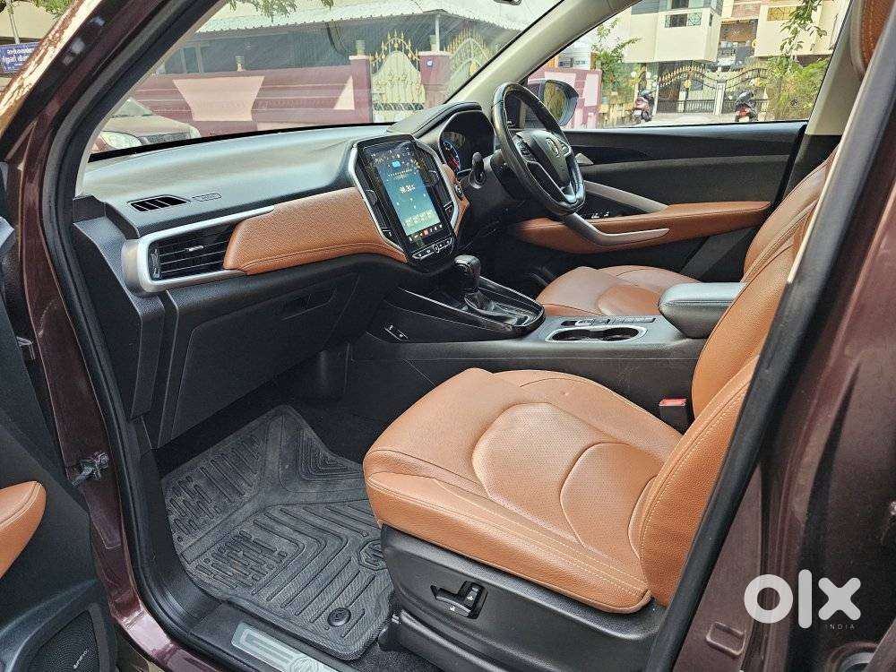 Mg Hector Plus Sharp Pro 1.5 Turbo Petrol Cvt 6 Str Dual Tone, 2022,..