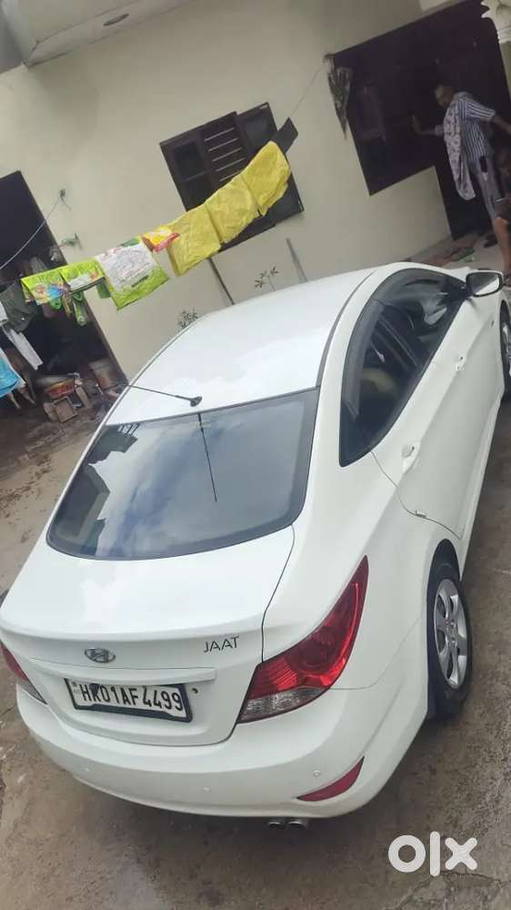 Hyundai Verna Fluidic 2012 Diesel Manual