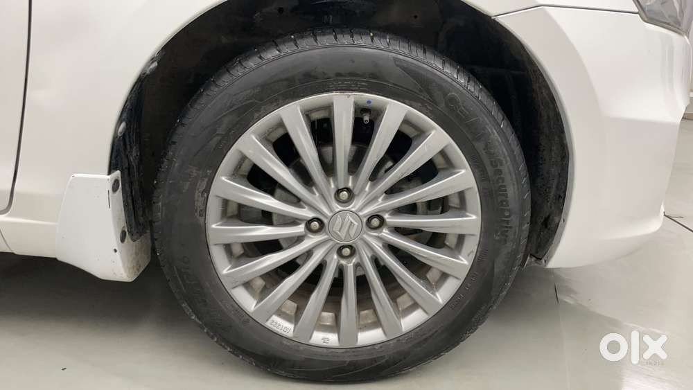 Maruti Suzuki Ciaz Zxi, 2015, Petrol