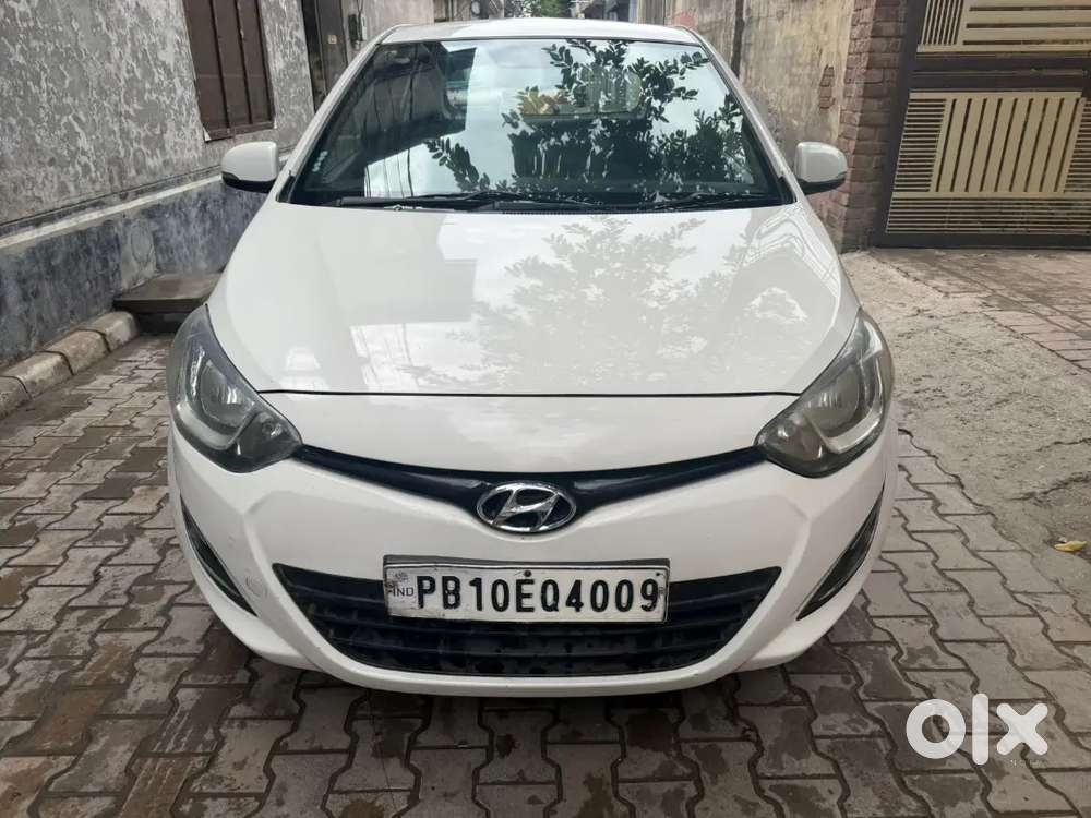 Hyundai I20 2014 Diesel 96532 Km Driven