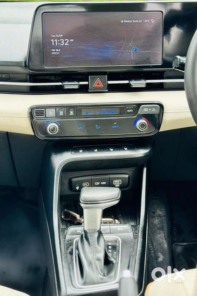 Hyundai Verna, 2023, Petrol