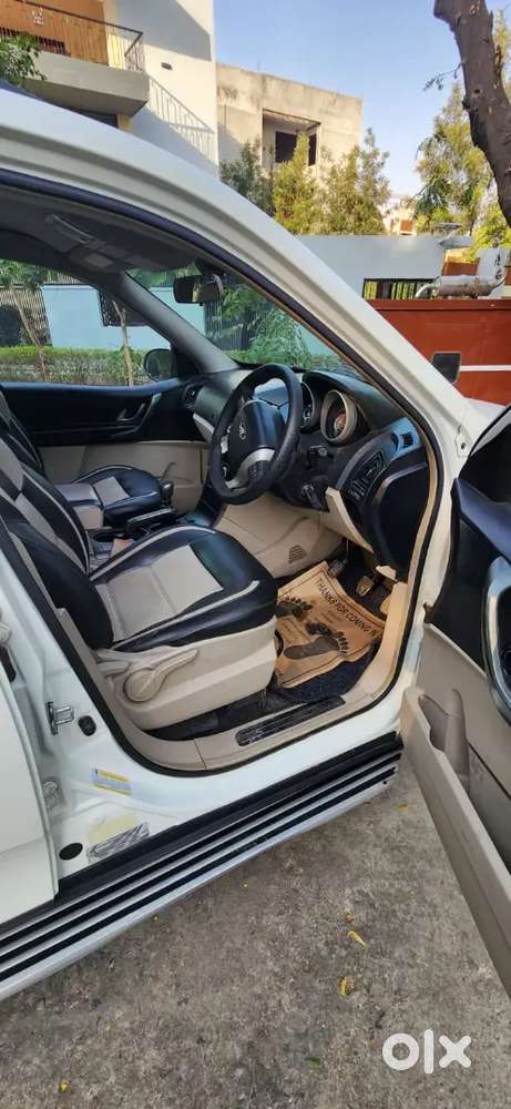 Mahindra Xuv500 2016