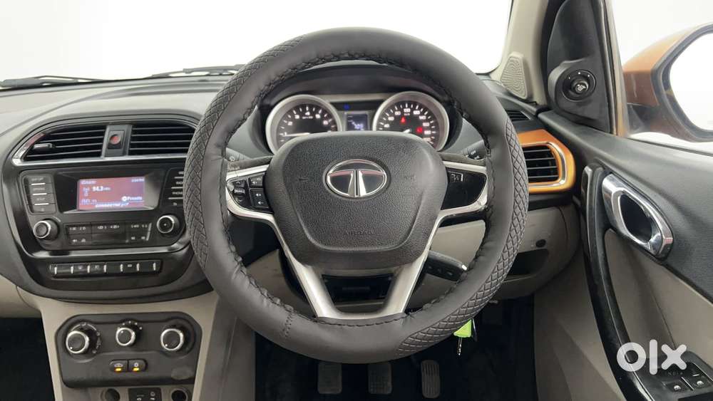 Tata Tiago Xz, 2016, Petrol