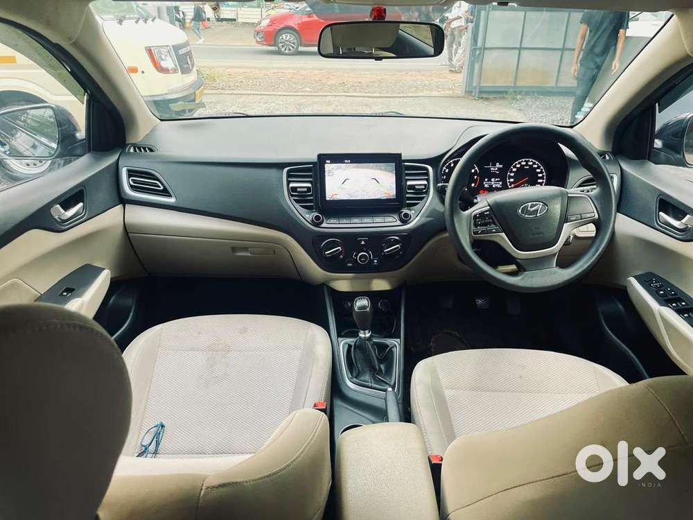 Hyundai Petrol Manual 2022