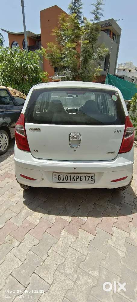 Hyundai I10 2012 Cng & Hybrids 109949 Km Driven