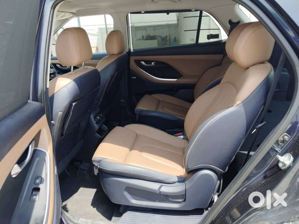 Hyundai Alcazar Signature 1.5 Petrol Dct 6str, 2024, Petrol