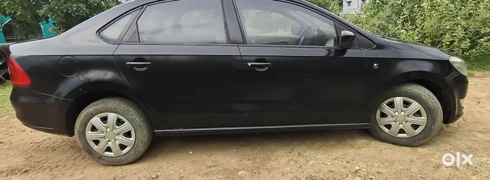Skoda Rapid Ambition 1.5 Tdi | 2012 | 2nd Owner | Diesel | ₹2.10 La