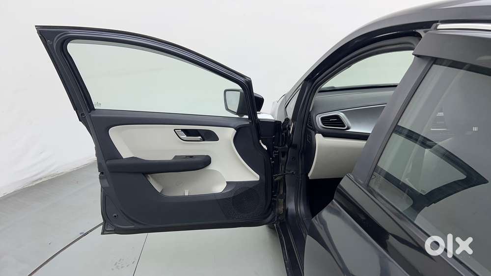 Tata Altroz 1.5 Xz Plus Diesel, 2021, Diesel