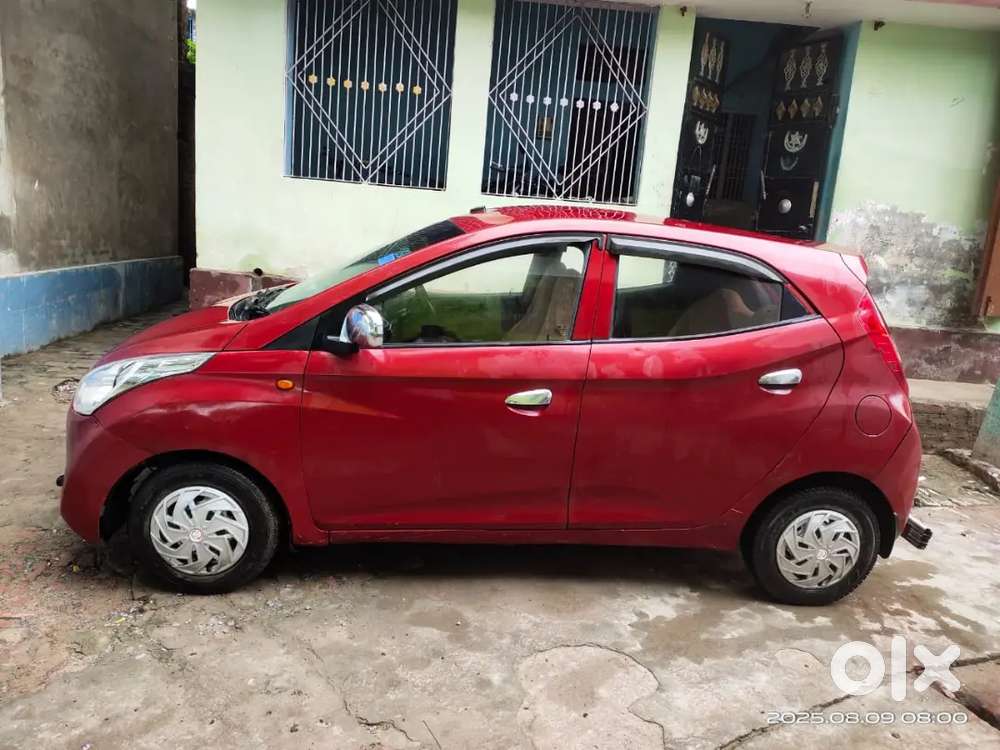 Hyundai Eon 2013 Petrol Well Maintained