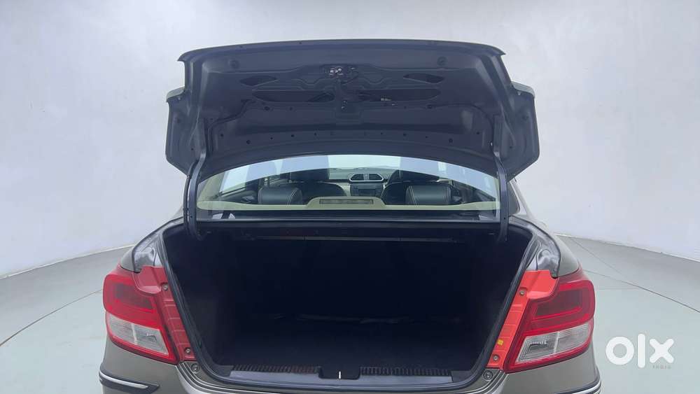 Maruti Suzuki Dzire 1.2 Vxi Amt, 2019, Petrol