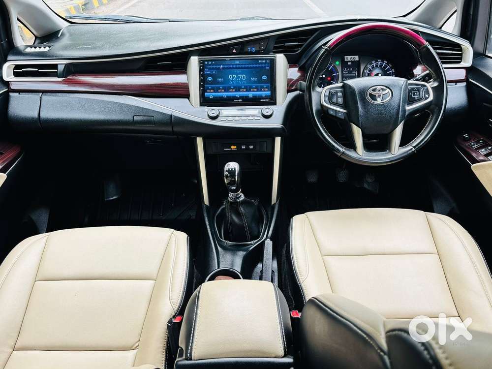 Toyota Innova Crysta 2.4 Vx Mt 8s, 2017, Diesel