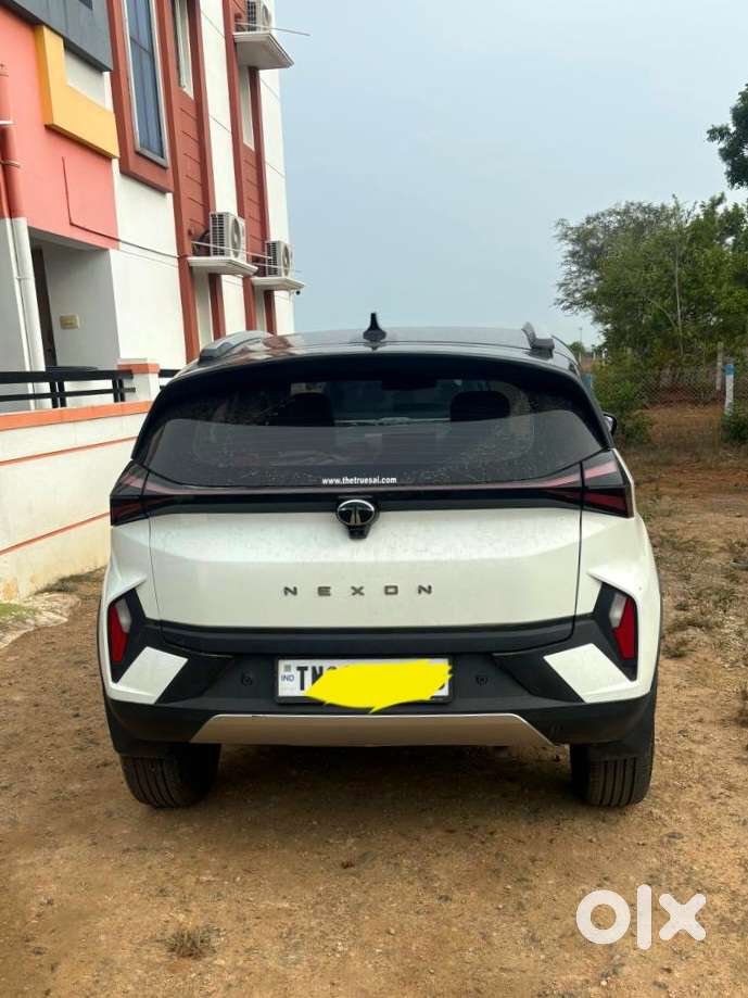Tata Nexon Fearless Plus Purple 1.5 Revotorq Diesel 6amt Dual Tone, ..