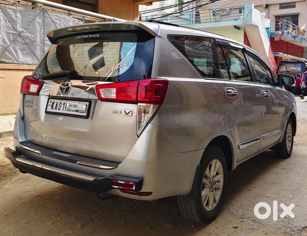 Toyota Innova Crysta 2.4 V 7 Str, 2017, Diesel