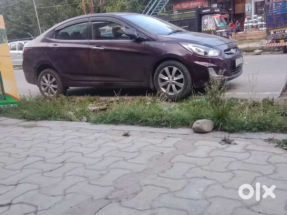 Hyundai Verna Diesel Fluidic Sx 2011