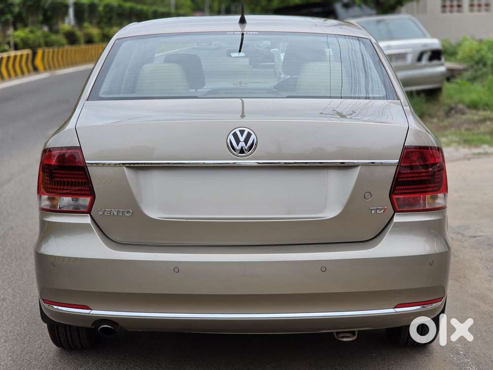 Volkswagen Vento 1.5l Tdi Highline Plus At Diesel, 2016, Diesel