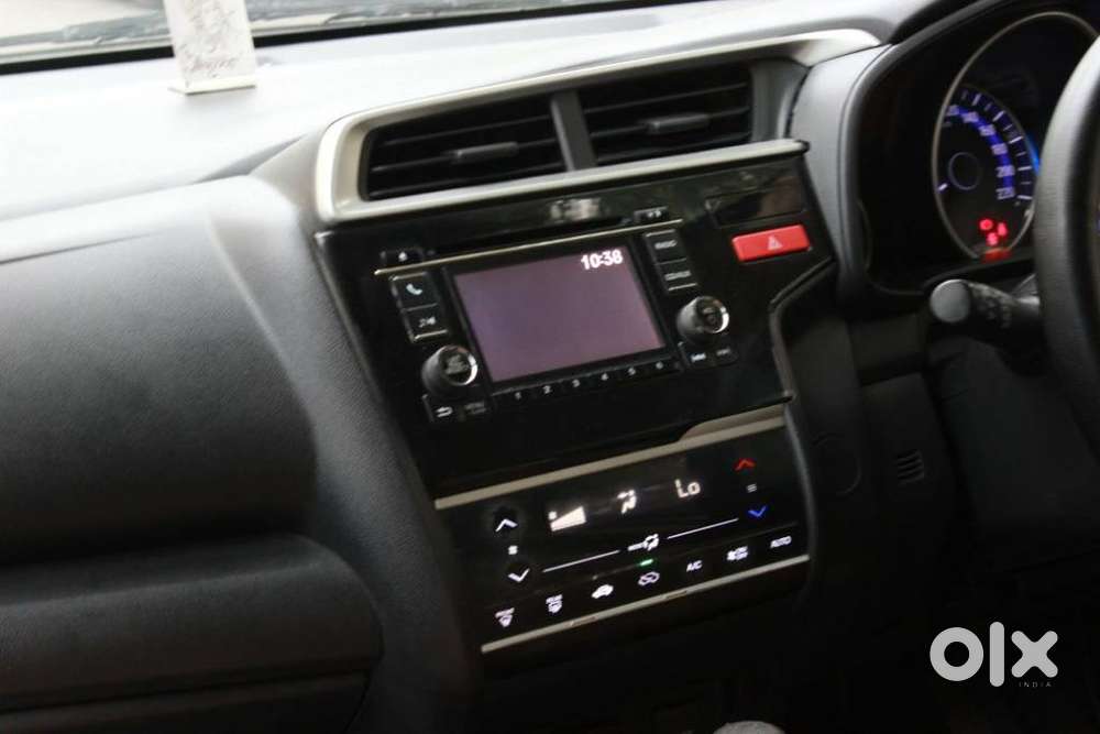 Honda Jazz V Automatic, 2015, Petrol
