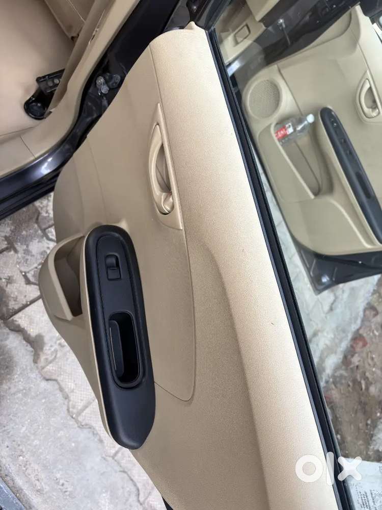 2018 Honda Amaze S ( Pride Edition)petrol Manual