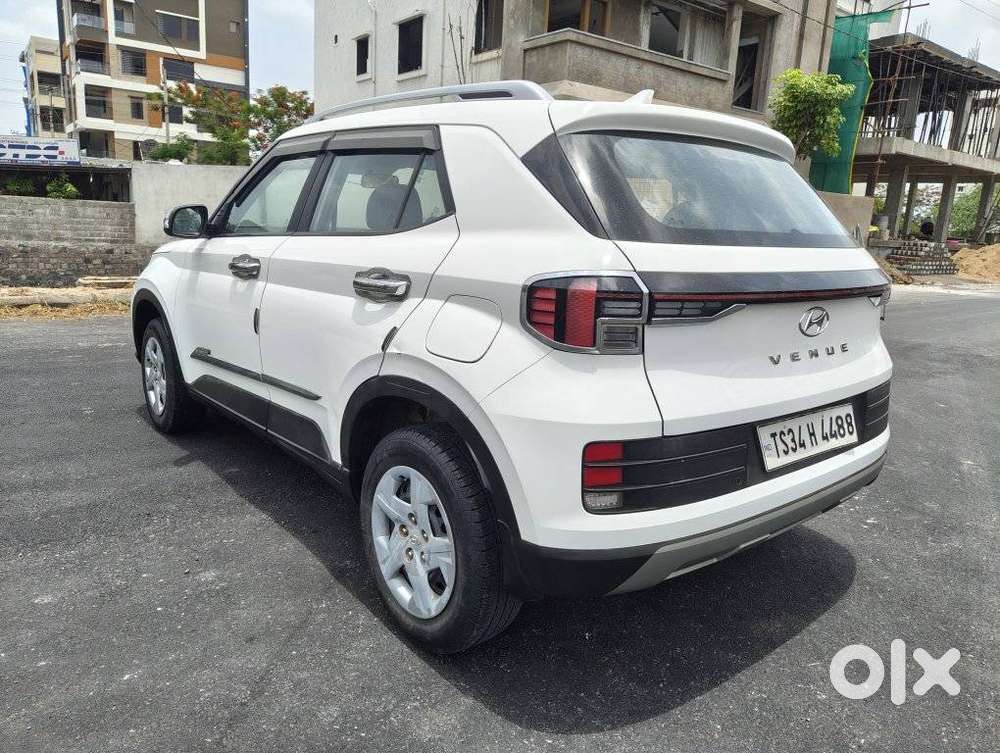 Hyundai Venue S Mt 1.2 Kappa, 2022, Petrol