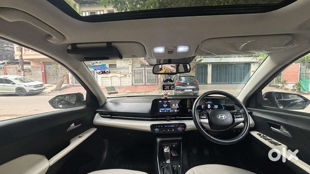 Hyundai New Verna Dec 2023 Black Petrol