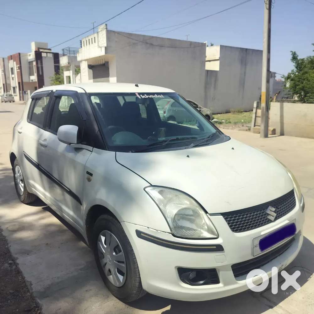 Maruti Suzuki Swift 2011 Diesel 93800 Km Driven