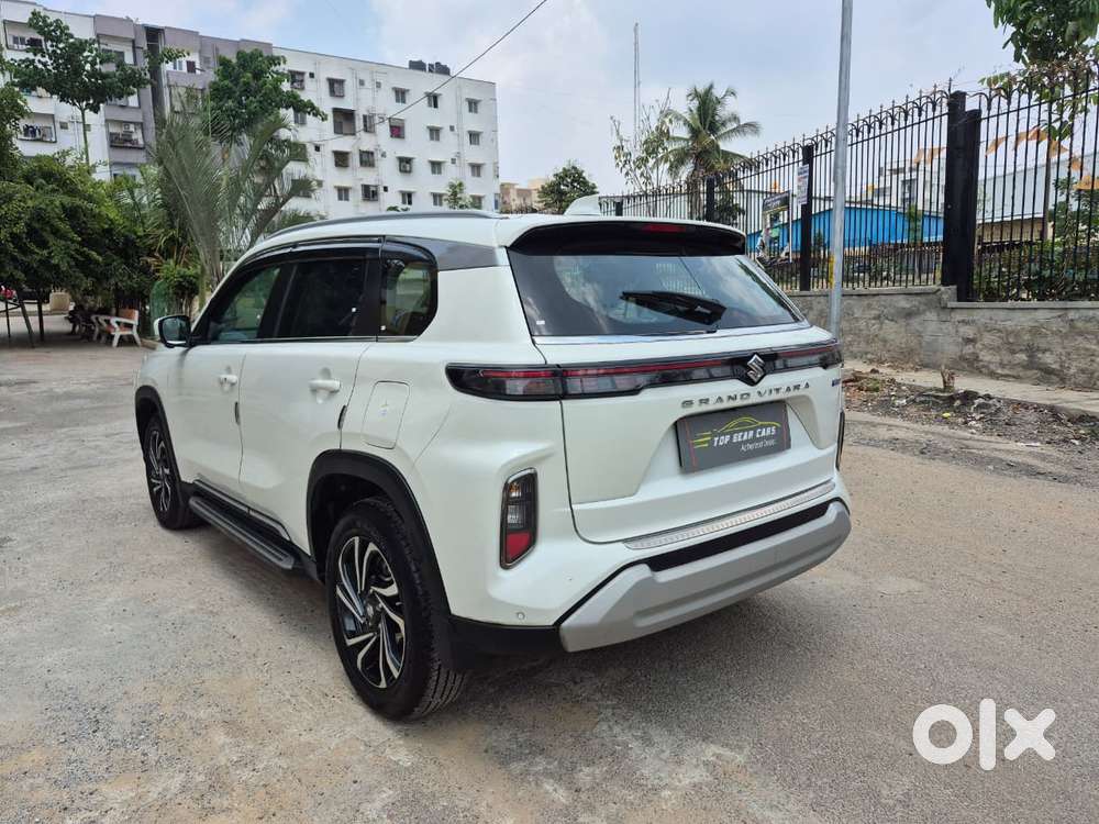 Maruti Suzuki Grand Vitara 1.5 Alpha Smart Hybrid, 2025, Petrol