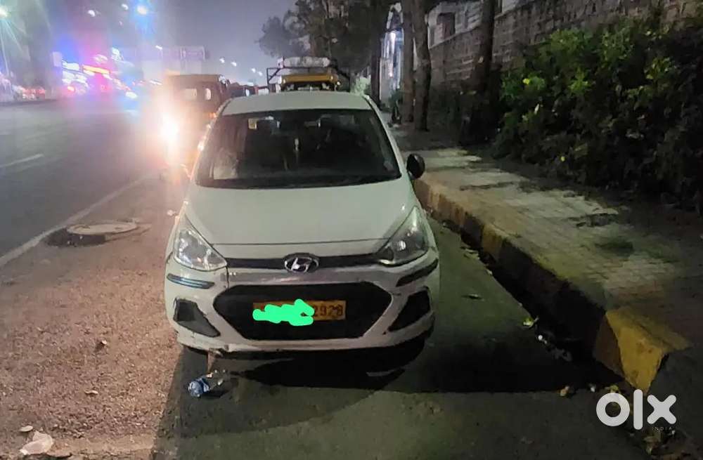 Hyundai Xcent Diesel Manual 2017 Variant