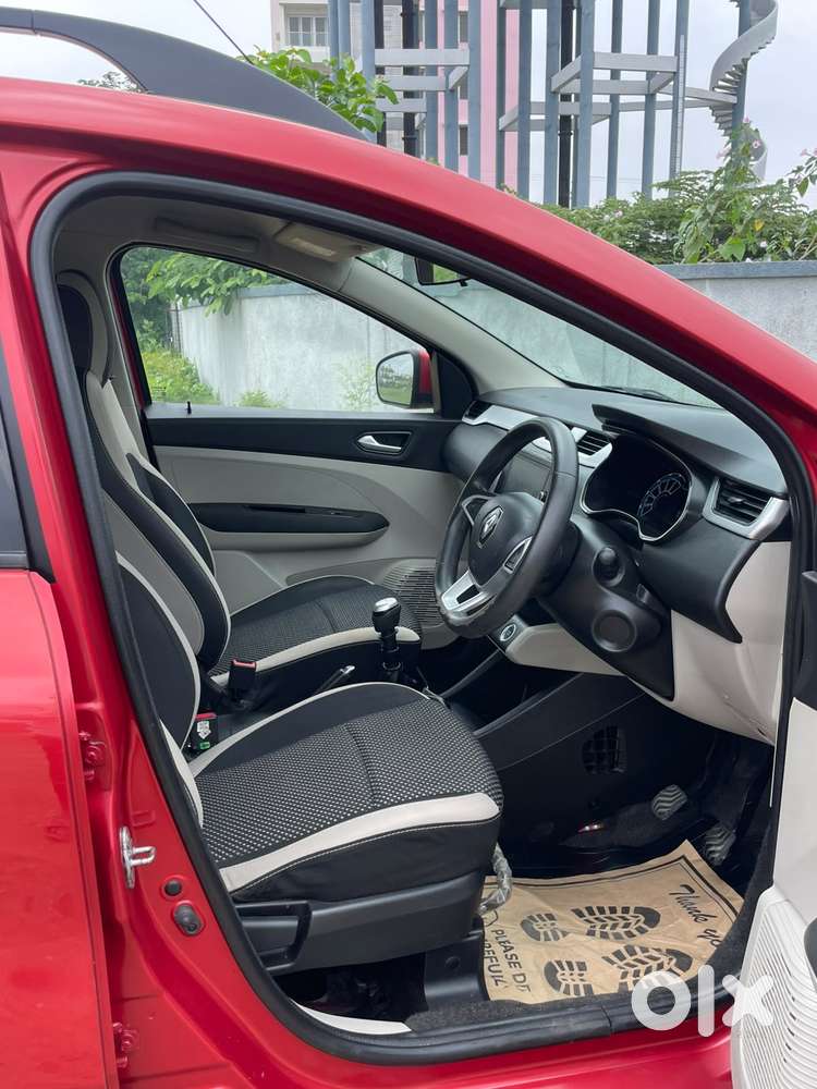 Renault Triber Rxz, 2021, Petrol