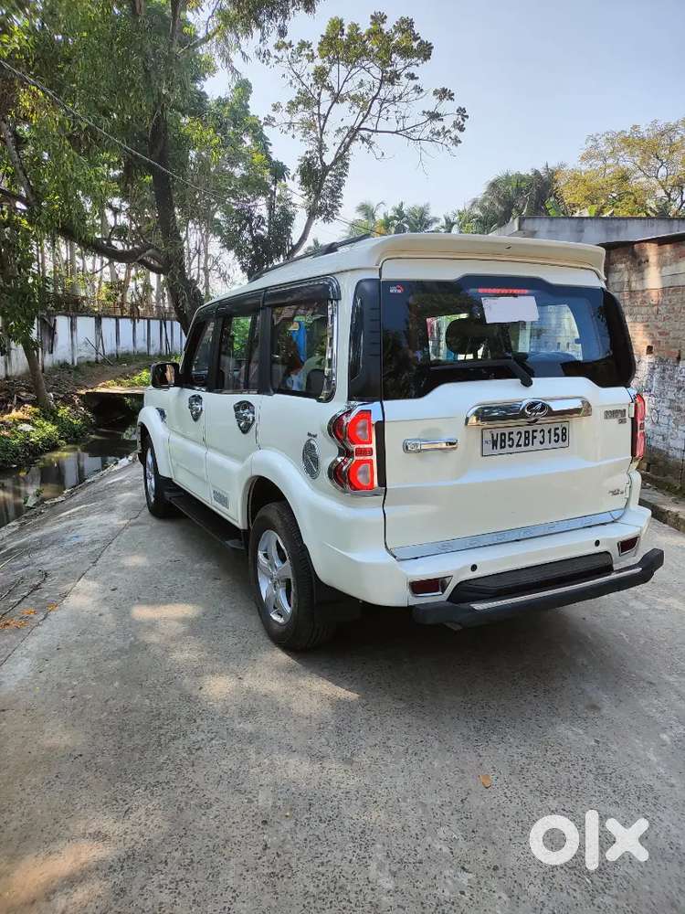 Mahindra Scorpio Diesel Manual 2022