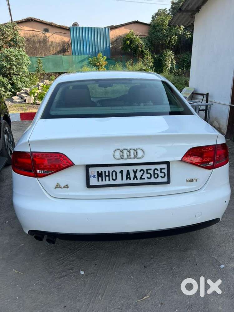 Audi A4 2011 Model Pertol Excellent Condition