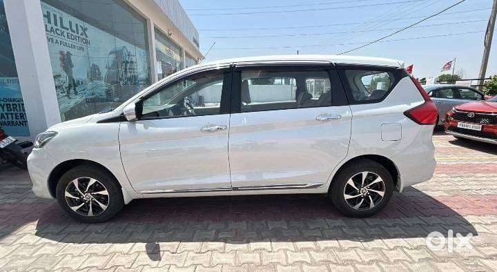 Toyota Rumion V At, 2024, Petrol