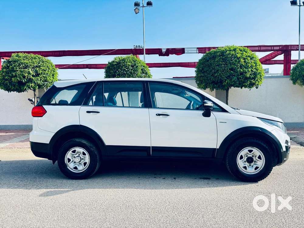 Tata Hexa 2.2 Xe 4x2 7 Str, 2017, Diesel