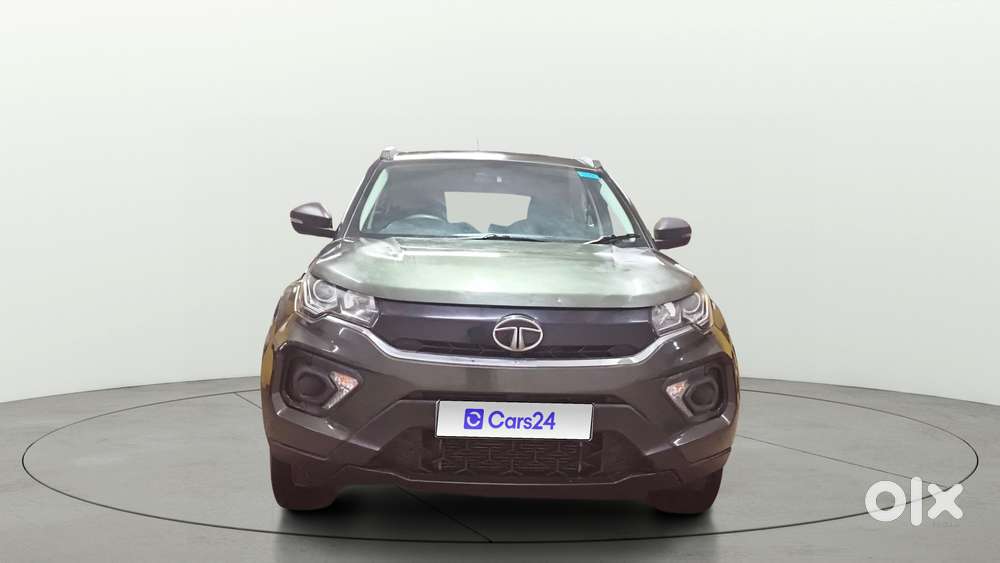 Tata Nexon 1.2 Revotron Xm (s), 2022, Petrol