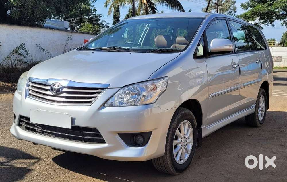 Toyota Innova 2004-2011 2.5 V Diesel 7-seater, 2012, Diesel