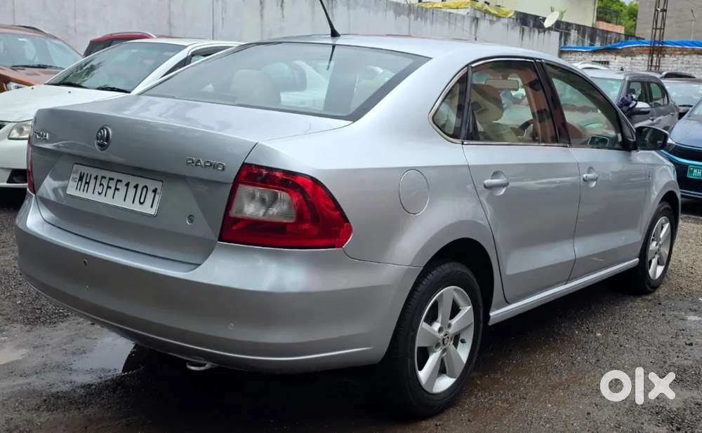 Skoda Rapid 1.6 Mpi At Elegance, 2016, Petrol