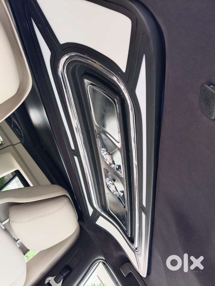 Maruti Suzuki Invicto Zeta Plus 7str, 2025, Petrol