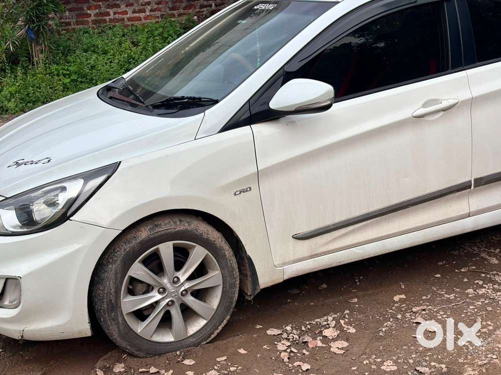 Hyundai Fluidic Verna 2013