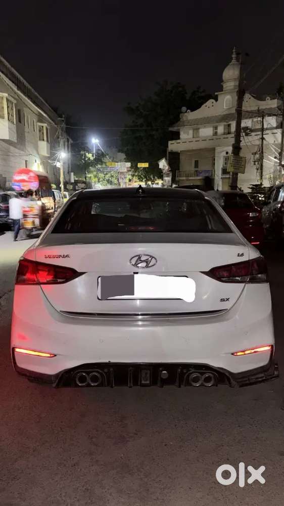 Hyundai Verna 2018 Petrol 80000 Km Driven