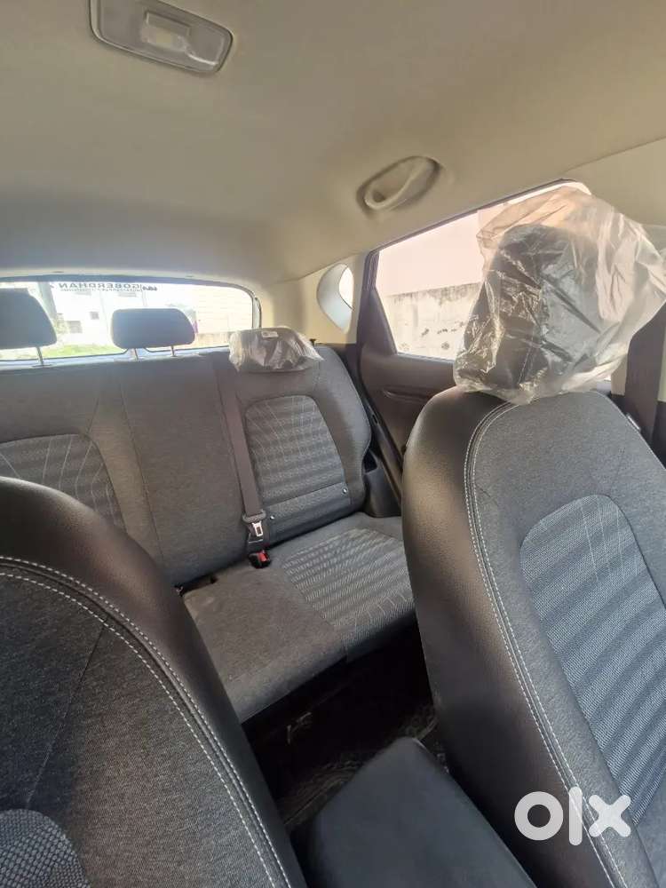 Kia Sonet 2023 ( August)petrol Well Maintained