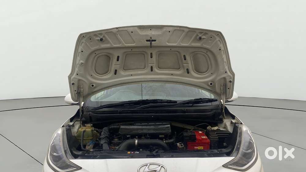 Hyundai Aura 1.0 Sx Plus Petrol, 2020, Petrol