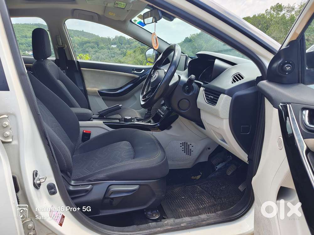 Tata Nexon 1.2 Revotron Xz Plus, 2021, Petrol