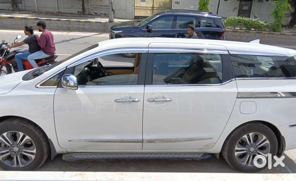 Kia Carnival Premium 8 Str, 2021, Diesel