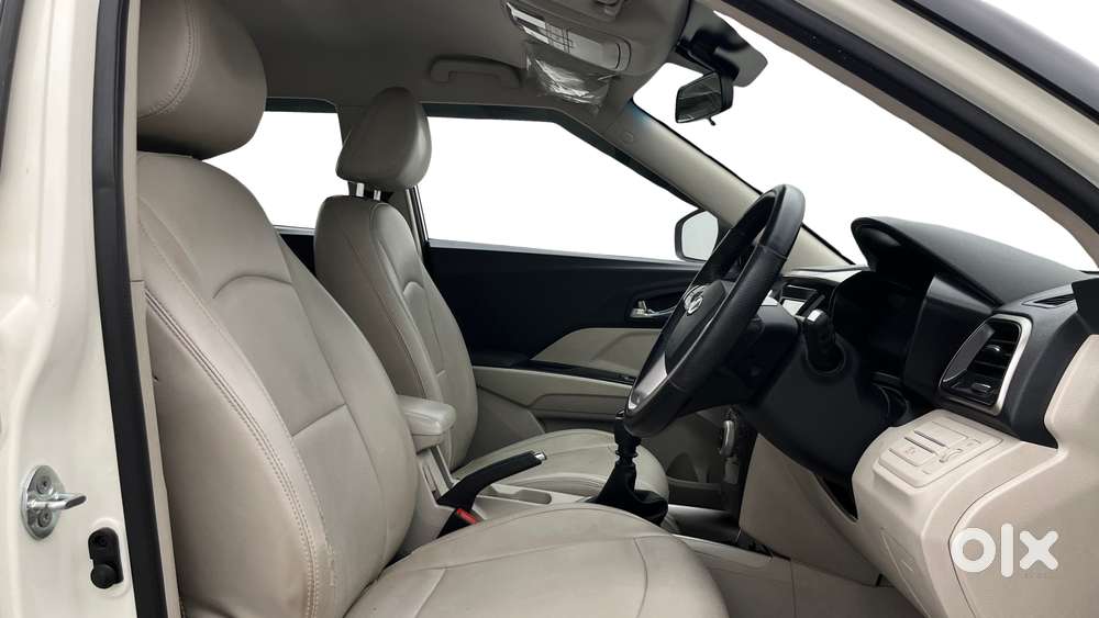 Mahindra Xuv300 W8, 2020, Petrol