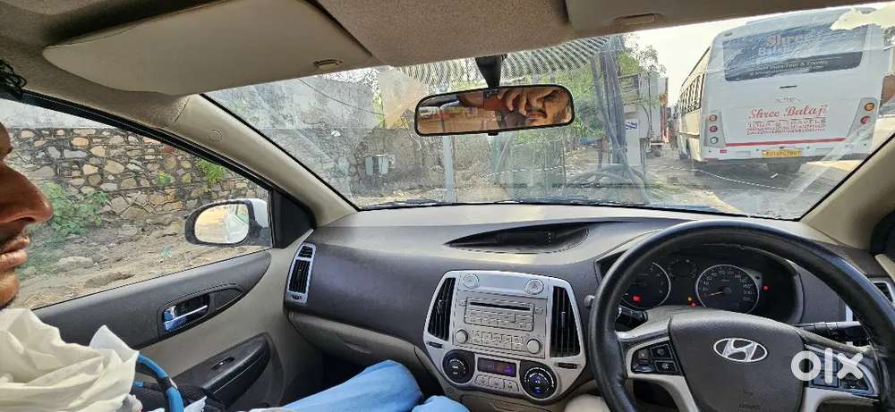 Hyundai I20 Spotz Model 2011 Car