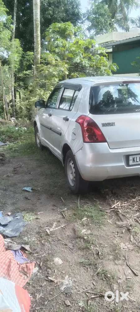 Swift Maruti Lxi 2010