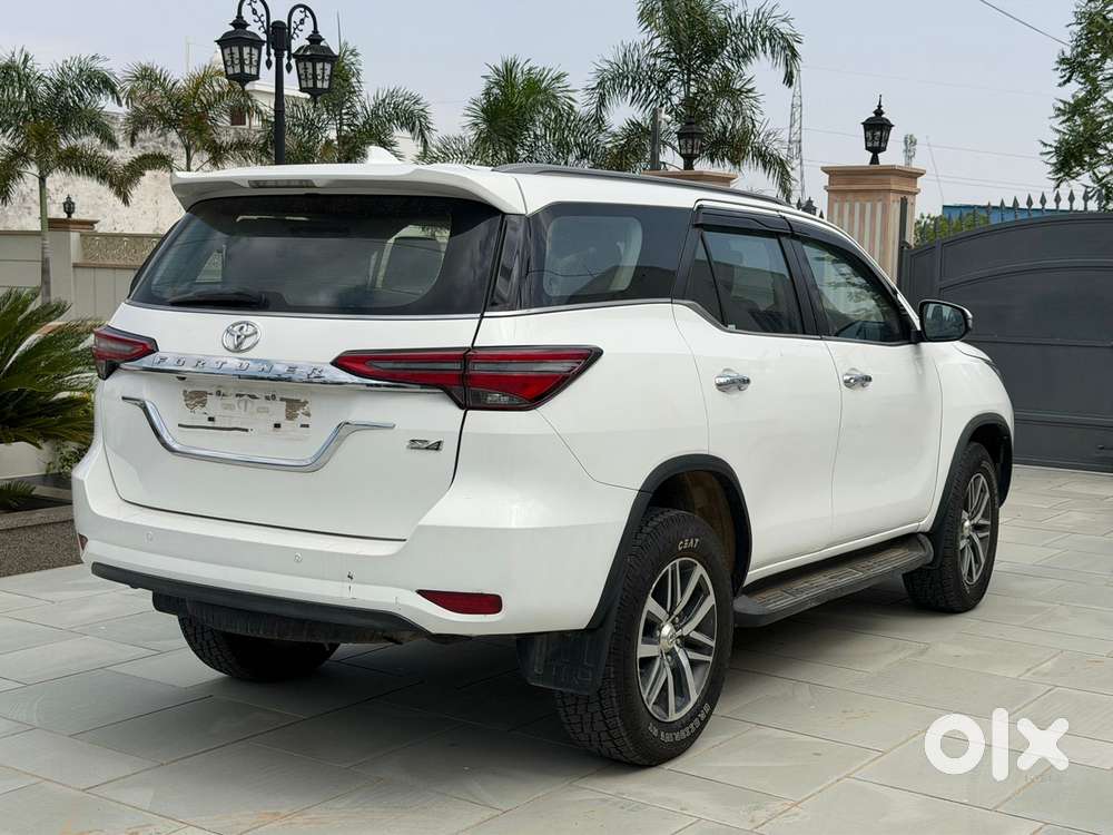 Toyota Fortuner 4x4 At, 2017, Diesel