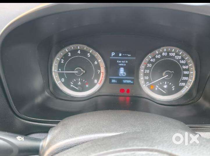 Hyundai Venue S Turbo, 2021, Petrol