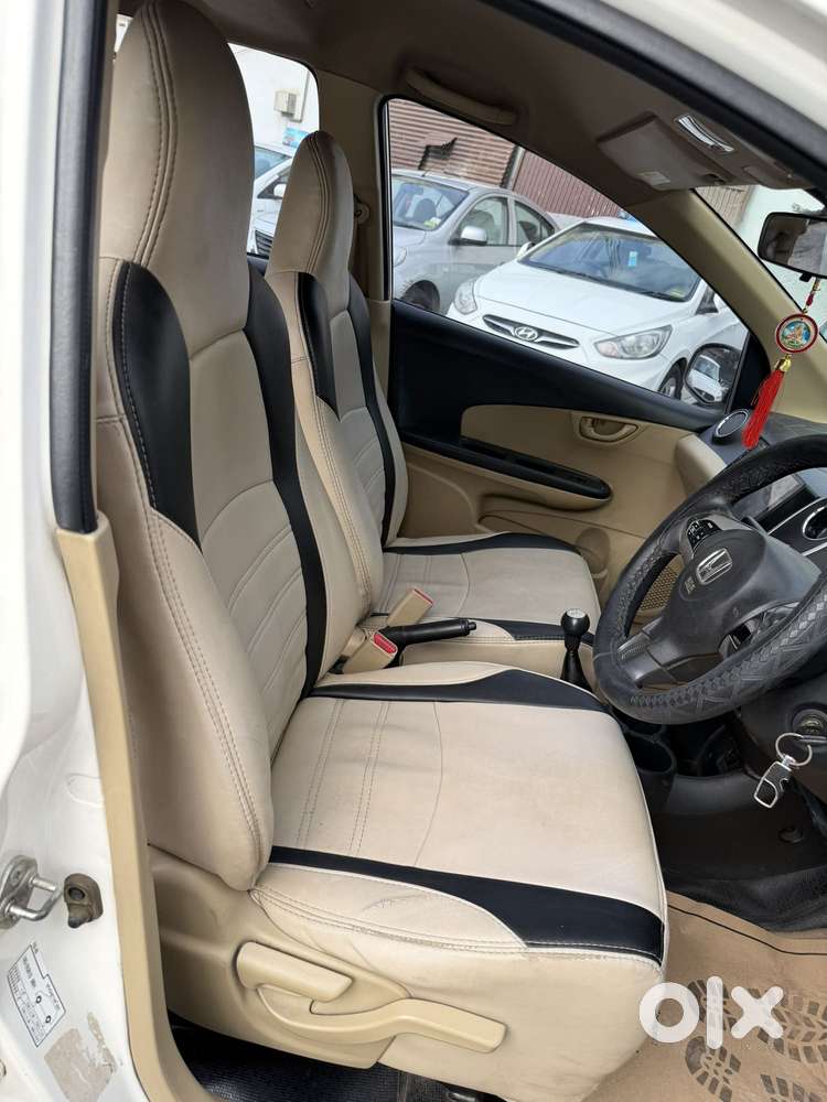 Honda Mobilio V Option I-dtec, 2015, Diesel