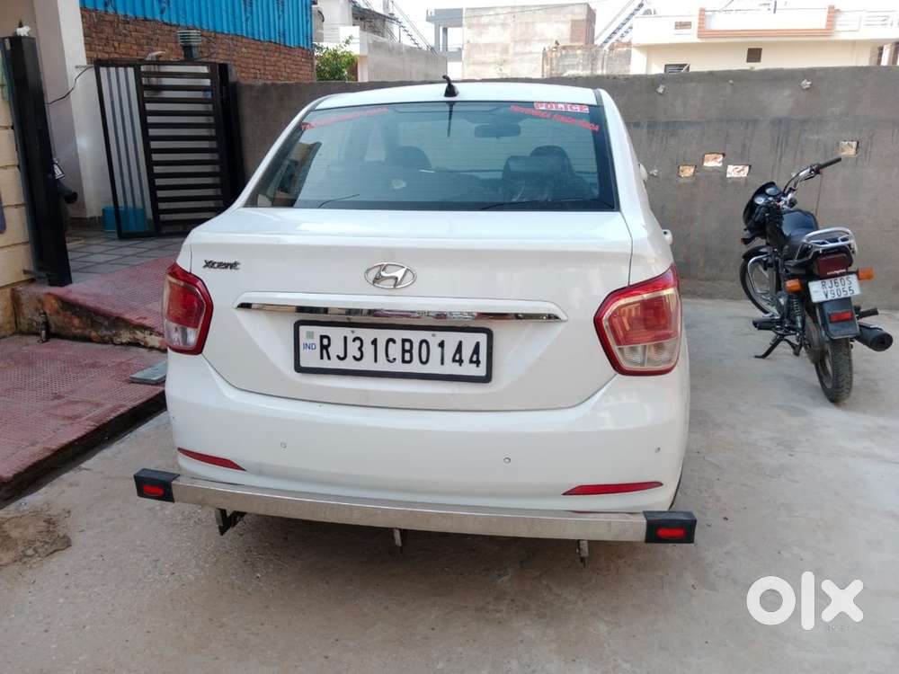 Hyundai Xcent 2016 Diesel 120000 Km Driven