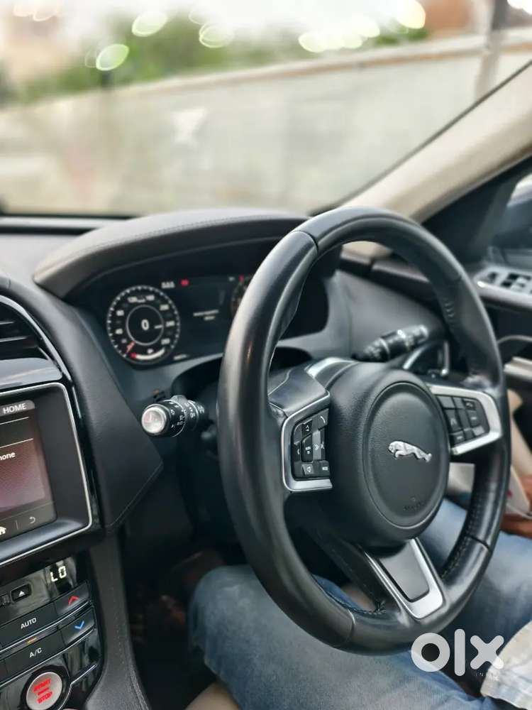 Jaguar F-pace 2021 Petrol Well Maintained